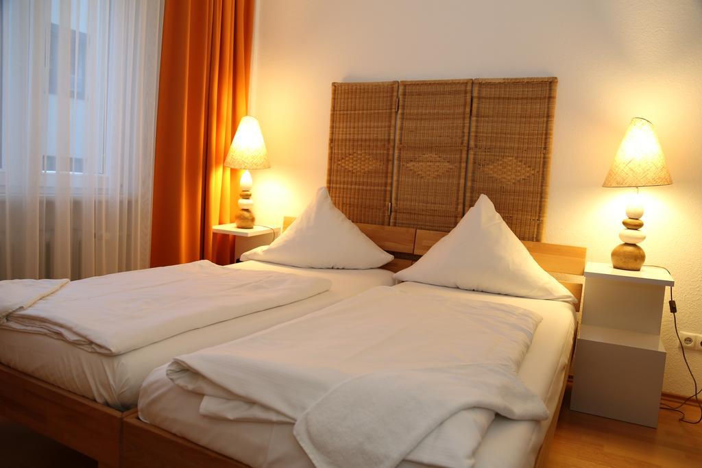 Hotel Loehndorf Bonn Habitación foto